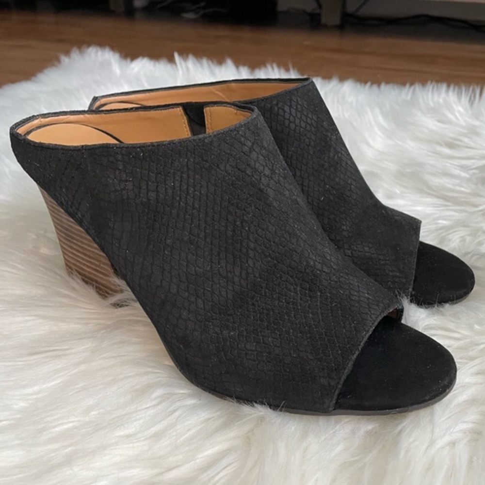 Franco Sarto | Size 10 Black Snake Embossed Suede Firefly Peep-Toe Mule Heels
